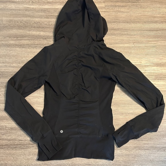 Two Lululemon In Flux reversible sz6 - Picture 9 of 9